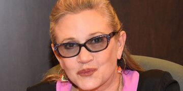 James Blunt Says Carrie Fisher’s Daughter Blames Him For Her Death