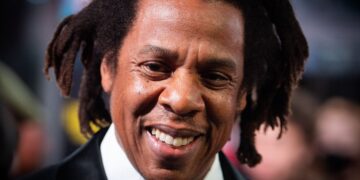 Jay-Z Finally Responds To Viral Social Media Debate Between $500,000 Or Dinner With Him