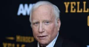 Richard Dreyfuss Had A ‘Pretty Awful’ Time Seeing Broadway Play About ‘Jaws’