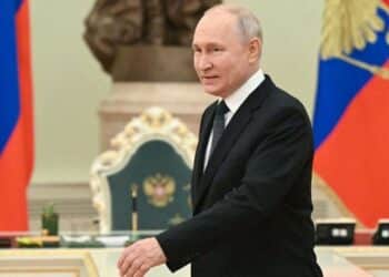 Russia offers to mediate Israel-Gaza negotiations, Putin says ‘no alternative’ to 2-state solution