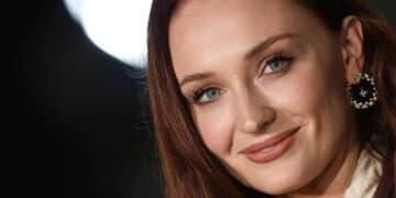 Sophie Turner Seemingly Nods To Taylor Swift In First Post Since Joe Jonas Split