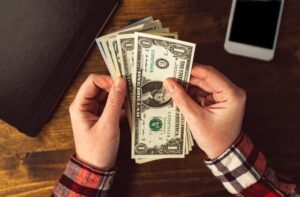 10 Ways to Quickly Earn Some Money on the Side
