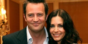 Courteney Cox Shares Tribute To Matthew Perry With Unaired ‘Friends’ Clip