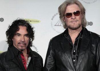 Daryl Hall Is Suing John Oates Over Plan To Sell Stake In Joint Venture. A Judge Has Paused The Sale.