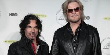 Daryl Hall Is Suing John Oates Over Plan To Sell Stake In Joint Venture. A Judge Has Paused The Sale.