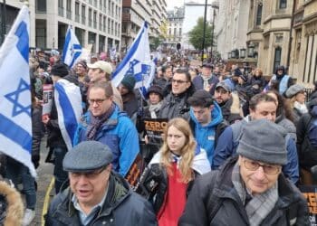Huge crowd fills streets of London in march against antisemitism, support for Israel