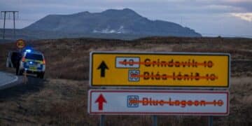 Icelandic town may be evacuated for months