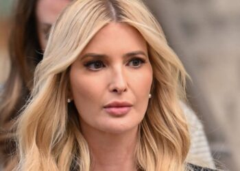 Jimmy Fallon Taunts Ivanka Trump With Courtroom Sketch Cards Dig