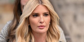 Jimmy Fallon Taunts Ivanka Trump With Courtroom Sketch Cards Dig