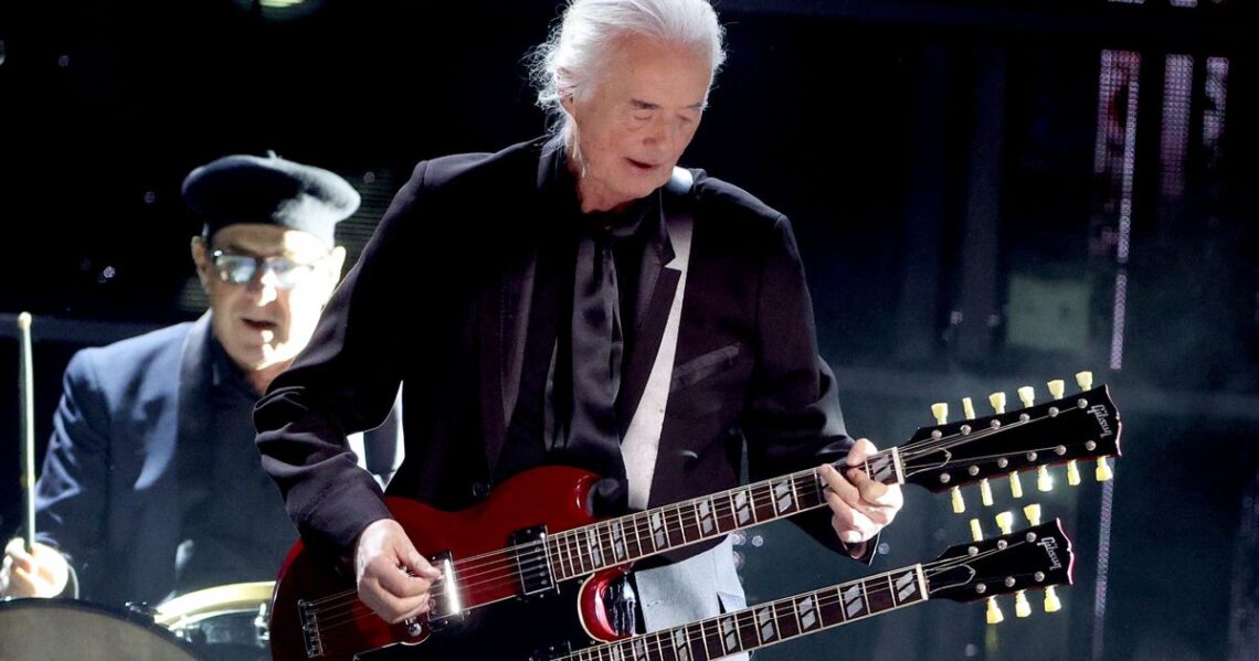 Jimmy Page Stuns Hall-Of-Fame With Rare Live Performance