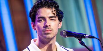 Joe Jonas Reacts To Security Guard Saying He Looks ‘Crazy In Person’