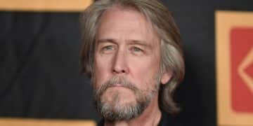 'Succession' Star Involved In 4-Car Crash In Los Angeles