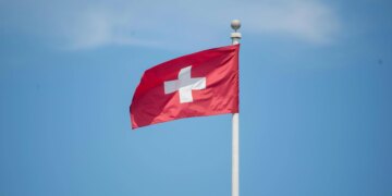 2 shot dead in southern Swiss town; gunman at large