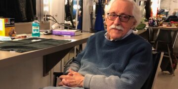 Prolific Chicago Stage Actor Mike Nussbaum, With Film Roles Including ‘Field Of Dreams,’ Dies At 99