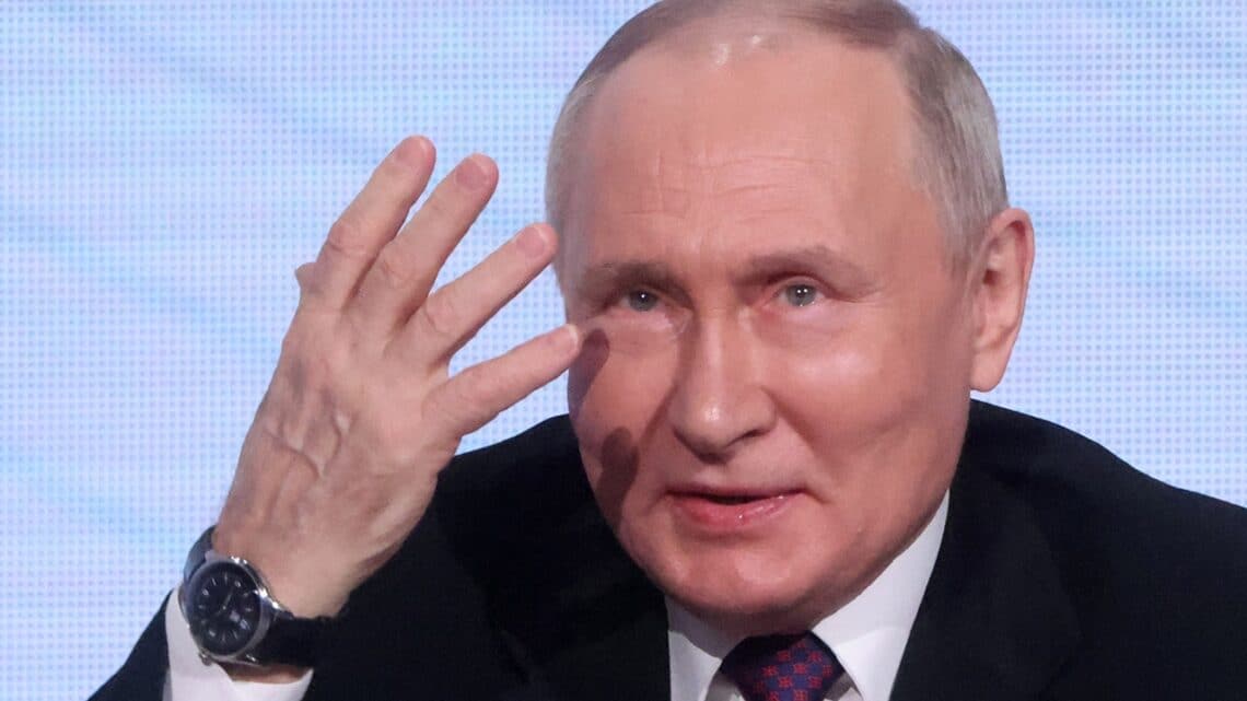 Putin promises ‘problems for Finland' after it was ‘dragged into NATO’ Putin promises ‘problems for Finland' after it was ‘dragged into NATO’