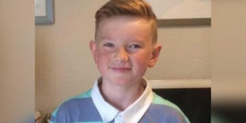 Teen declared missing as child after taken by mom 6 years ago, bolts when she wants to move them to Finland