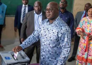 Voting extended in Congolese election amid polling delays