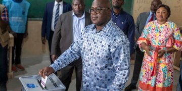 Voting extended in Congolese election amid polling delays