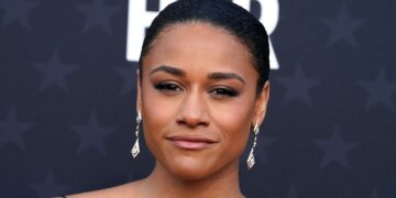 Ariana DeBose’s Face Says All You Need To Know About That Critics Choice Awards Jab