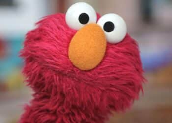 Elmo Asked Social Media 1 Simple Question — And They Took It Way Too Seriously