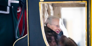Europe's Longest-reigning Monarch Makes Last Public Appearance