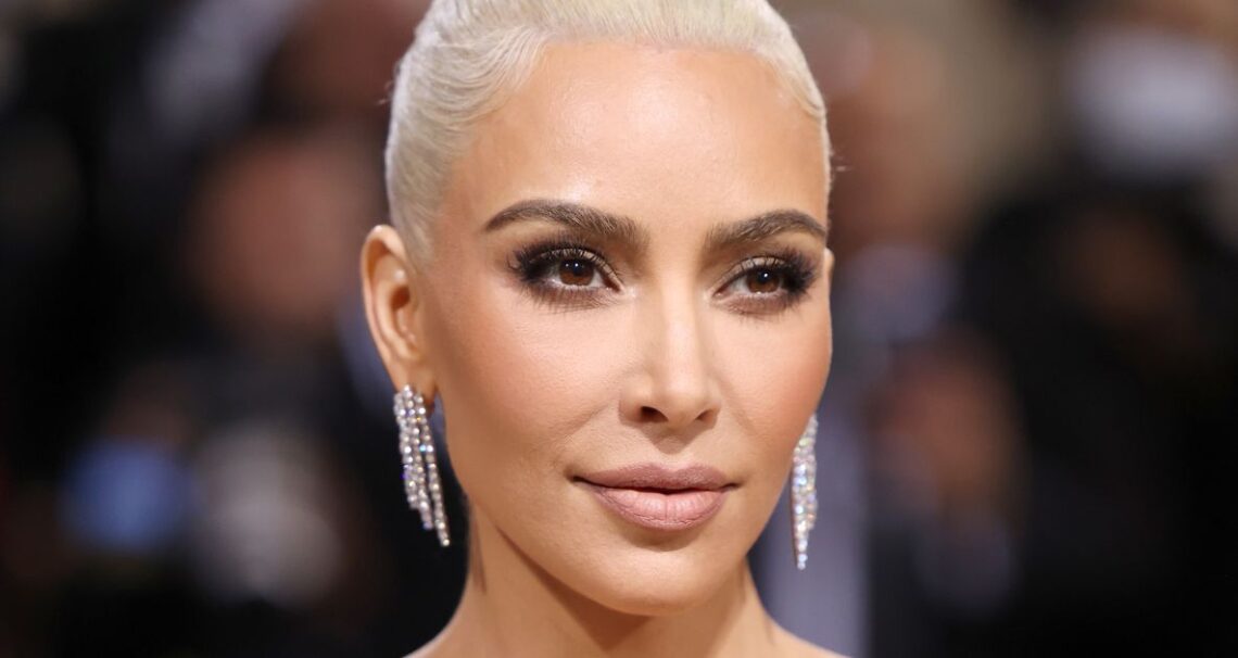 Kim Kardashian Responds To Tanning Bed Backlash On Twitter