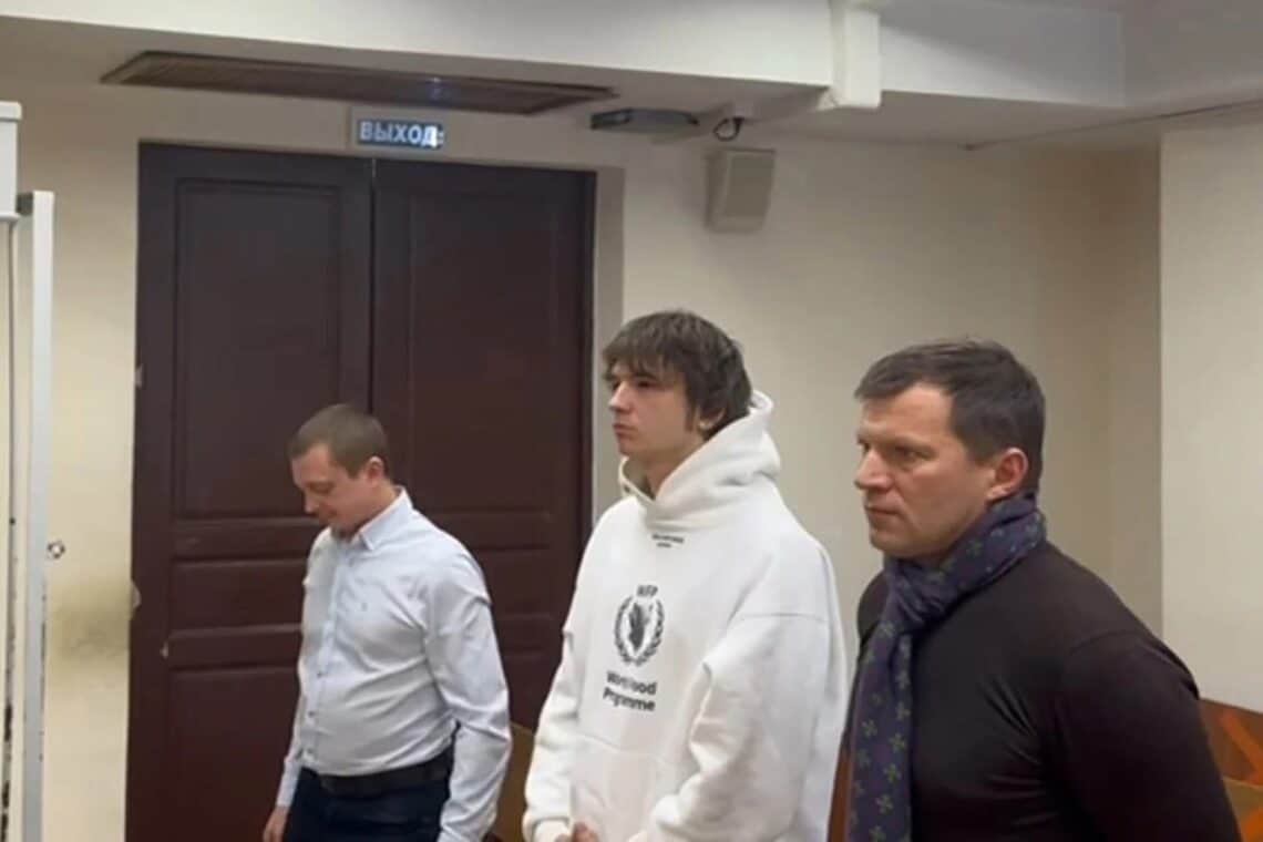 Russian rapper threatened with front-line service for scandalous ‘almost naked’ party