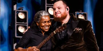 'Thank YOU For Everything!': Tracy Chapman Delights Over Sweet Luke Combs Message