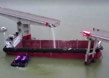 5 dead in China after barge strikes bridge, sending vehicles into water