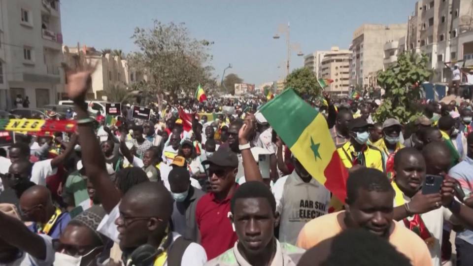Senegalese Leaders Propose June Elections After Court Rejects President's Delay