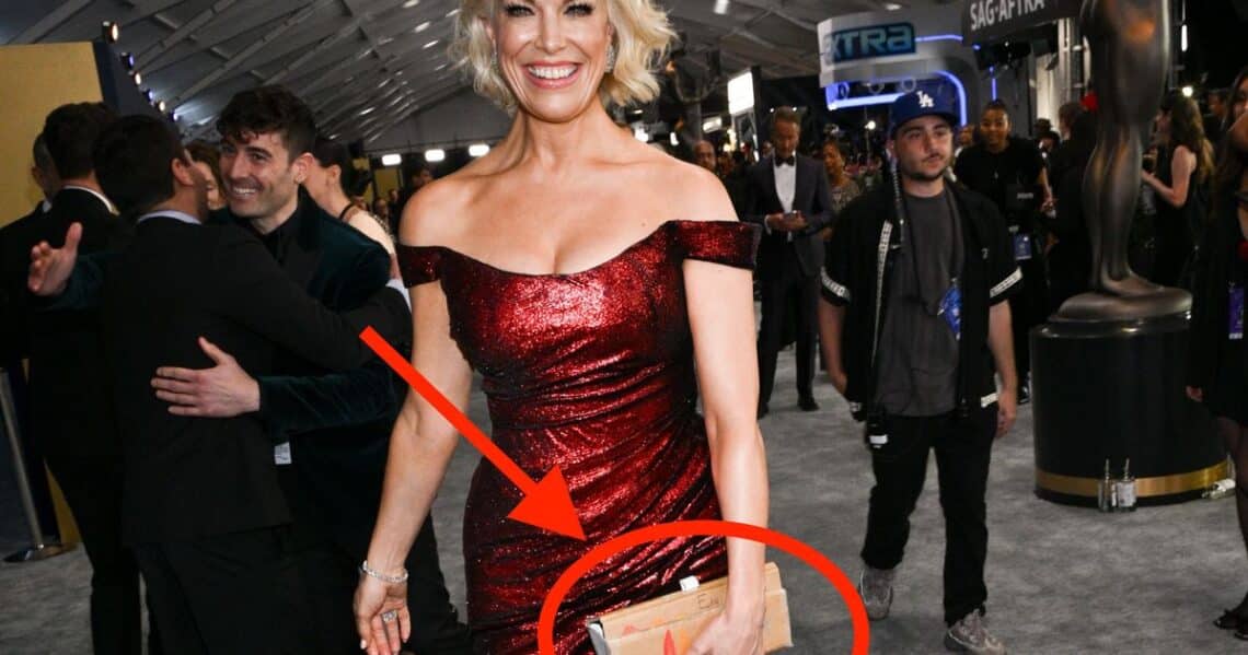 Hannah Waddingham Reveals Cutest Story Behind Her ‘Epic’ SAG Awards Clutch Bag