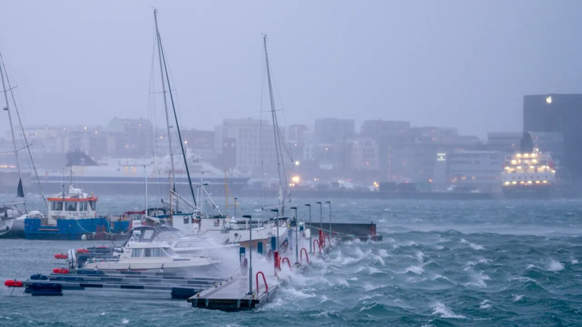 Ingunn brings hurricane-force winds, structural damage, power outages to Norway