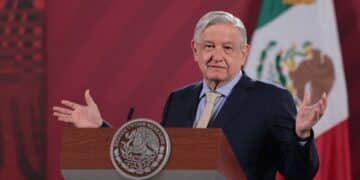 Mexican president defends sharing NYT reporter’s number