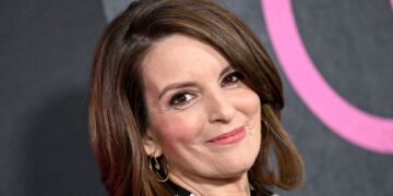 Tina Fey Has 5 Scathing Words For Critics Of New 'Mean Girls' Movie