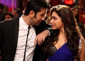 6 Iconic Bollywood Dances That Defined An Era