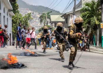 Armed gangs jailbreak 4,000 inmates in Haiti after days-long gun battle with police