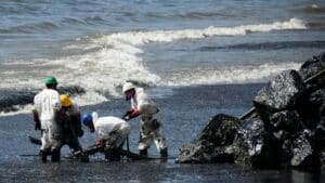 Dutch Forces Deployed To Caribbean Island Hit By Major Oil Spill