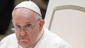 Pope Francis draws criticism for comment about Ukraine Pope Francis draws criticism for comment about Ukraine