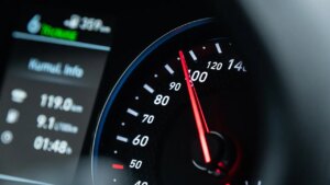 EU requires cars come with tech that slows cars when speeding, UK opts out EU requires cars come with tech that slows cars when speeding, UK opts out