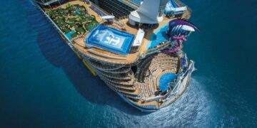 Top 10 Biggest Cruise Ships in the World - Harmony Of The Seas