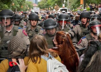 University of Tehran professor says protesters at US colleges will support Iran in American conflict