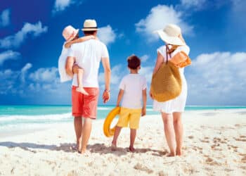 10 Tips For Stress Free Travel With Kids