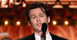 Jonathan Groff Thanks Family For Supporting ‘Passions Without Judgement’ In Moving Tonys Speech