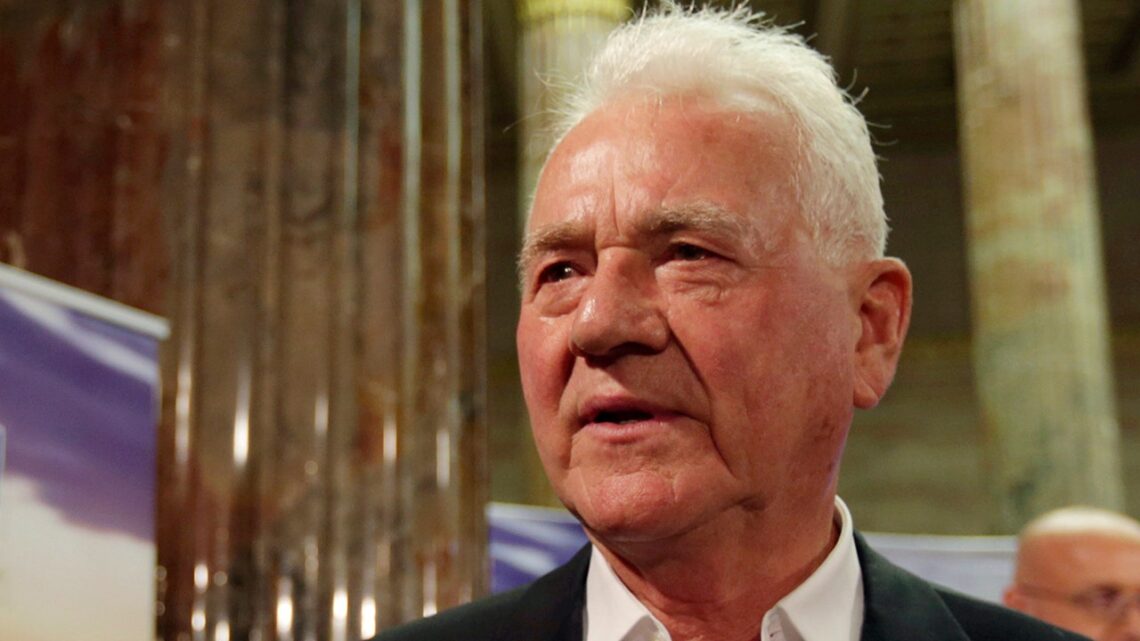Police arrest 91-year-old Canadian auto parts billionaire Frank Stronach on sexual assault charges Police arrest 91-year-old Canadian auto parts billionaire Frank Stronach on sexual assault charges
