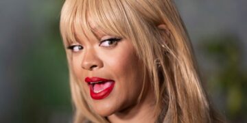 Rihanna Names ‘Stunning’ Actor She’d Cast In Her Own Biopic: ‘I Want To Be Her’
