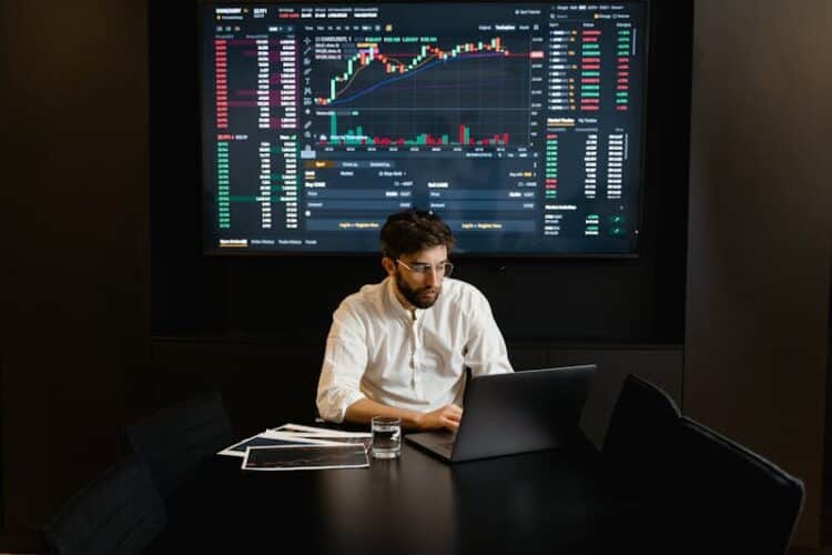 EA Trading: Revolutionizing the Way We Invest in the Forex Market