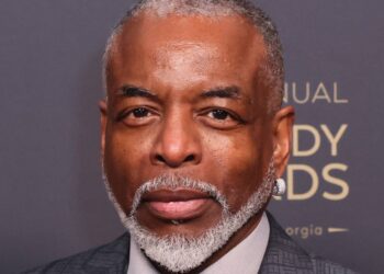 A Troll Came For LeVar Burton’s ‘Happy’ Message And Spectacularly Missed The Point