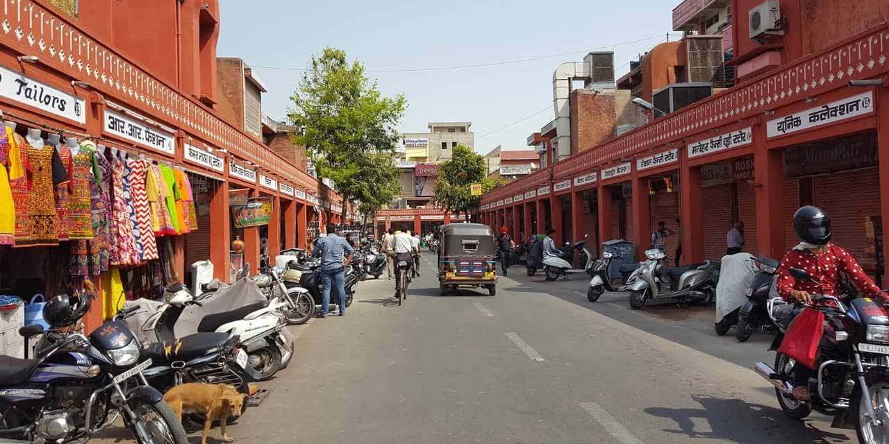 5 Most Popular Shopping Streets In India