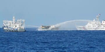 China, Philippines announce deal to stop clashes in South China Sea