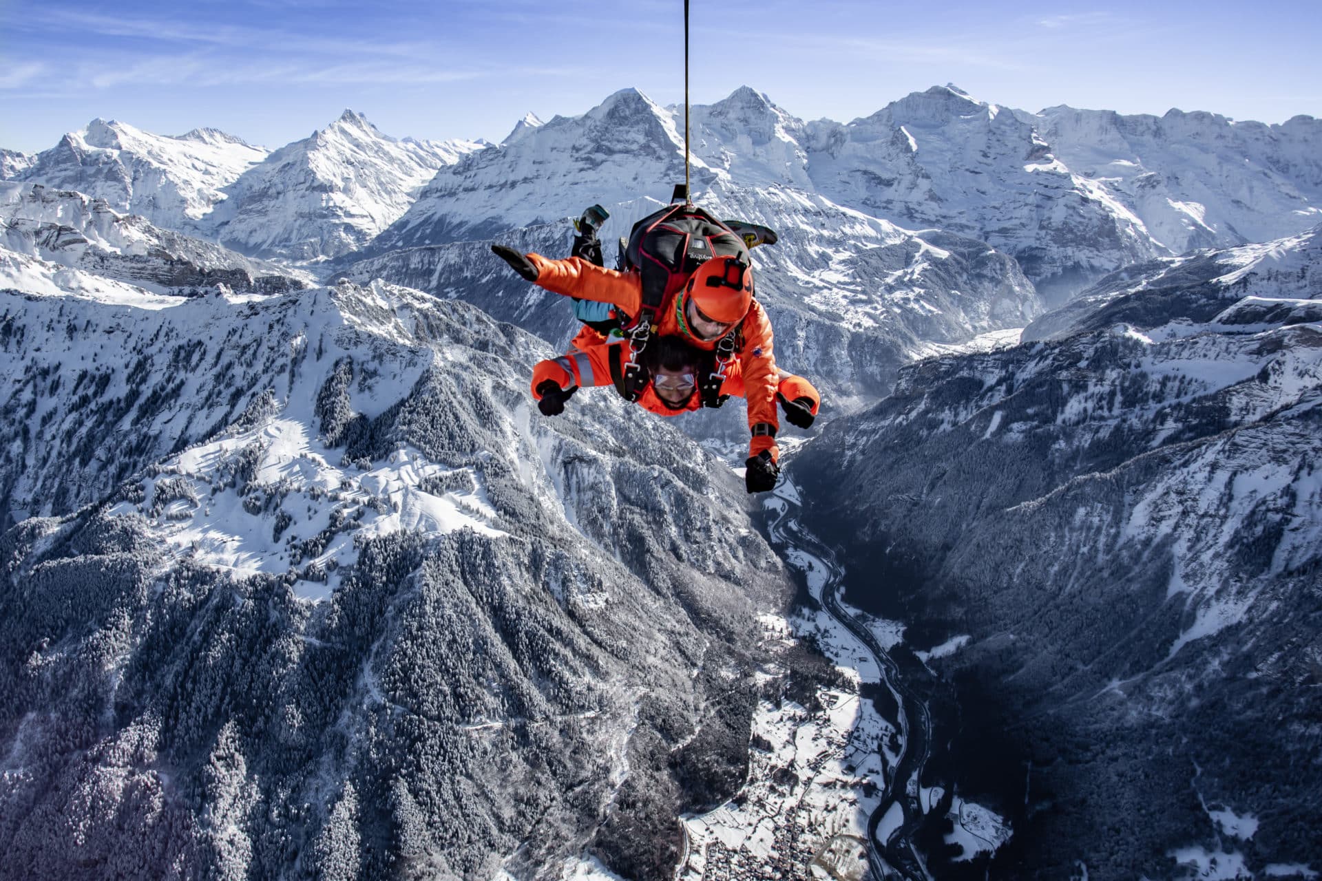 5 Best Places For Skydiving Around The World